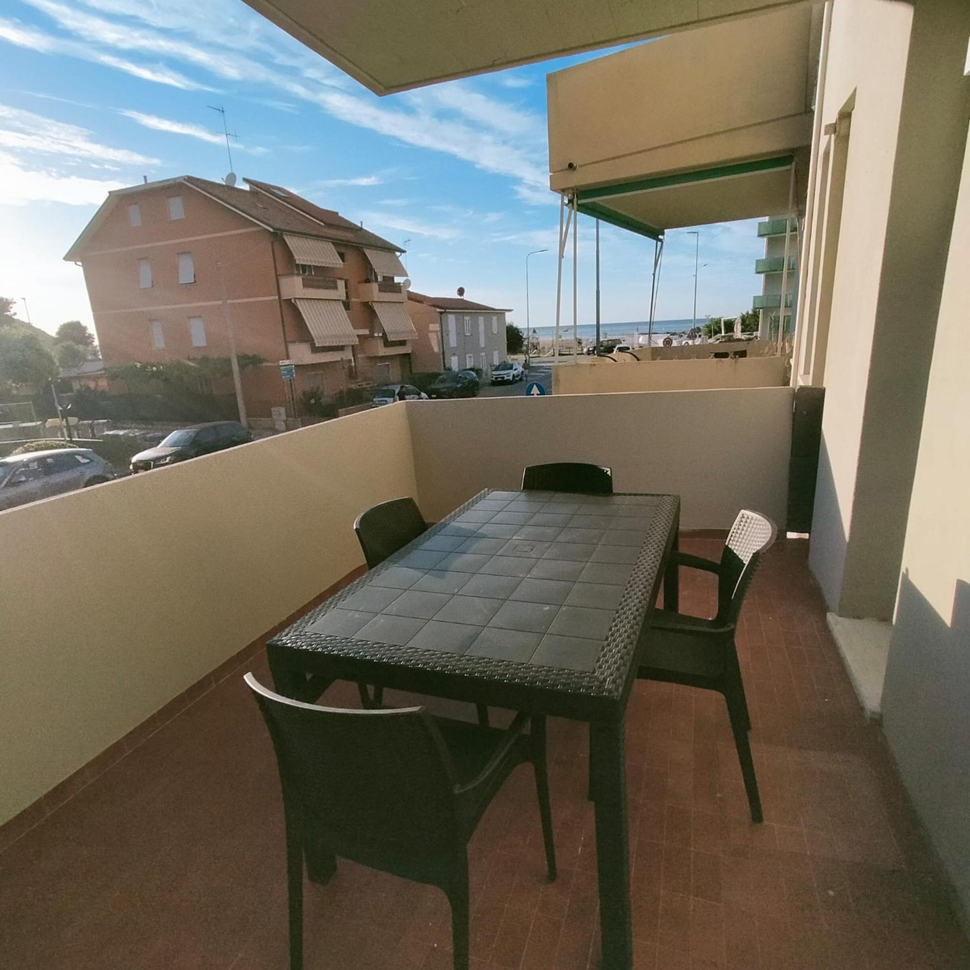 Appartamento Azzurro Pesaro Ngoại thất bức ảnh